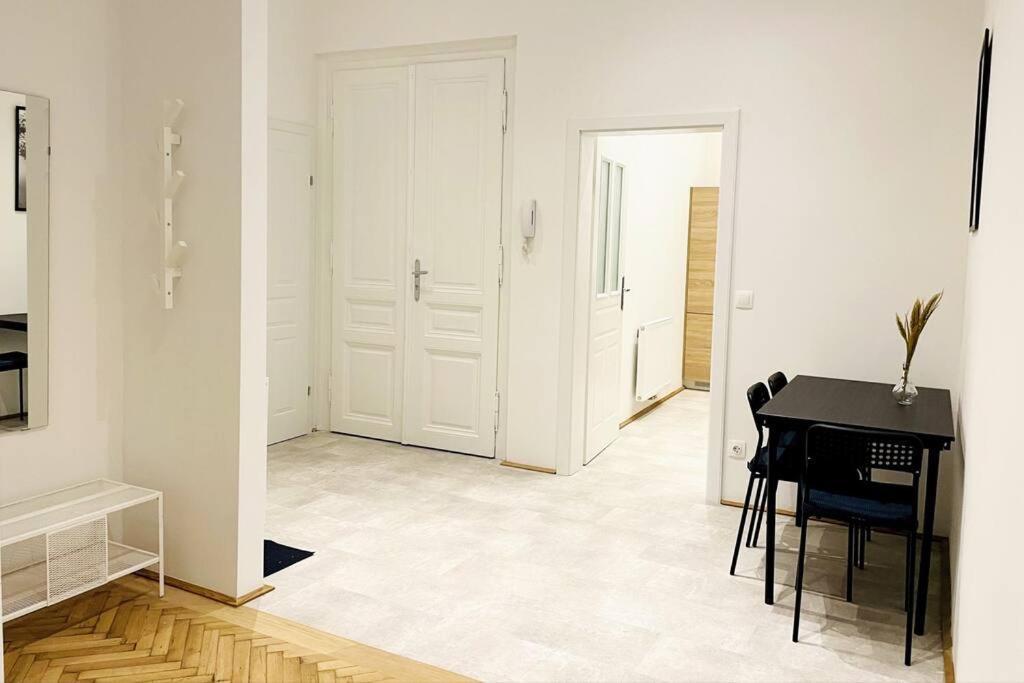 City-Center-Apartment Hip Area, Big & New Vídeň Exteriér fotografie