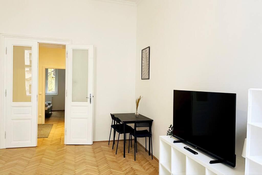 City-Center-Apartment Hip Area, Big & New Vídeň Exteriér fotografie
